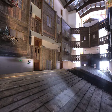 Lejlighedshotel Le Cheval Blanc - Village Montana Val Thorens