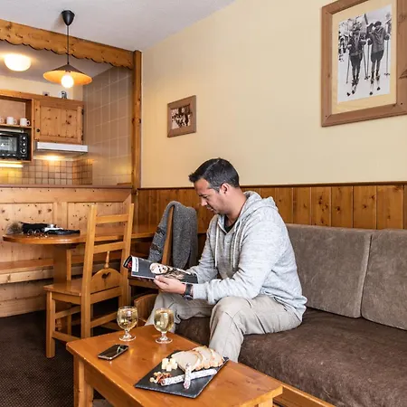 Le Cheval Blanc - Village Montana Apartmanhotel 3*