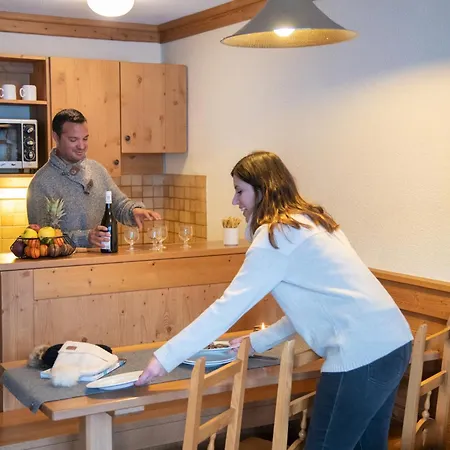 Hotel apartamentowy Le Cheval Blanc - Village Montana 3*