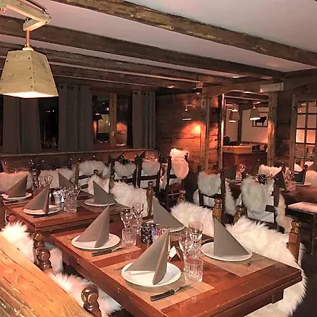 Le Cheval Blanc - Village Montana Apart Otel