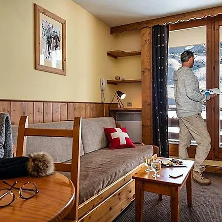 Hotel apartamentowy Le Cheval Blanc - Village Montana 3*